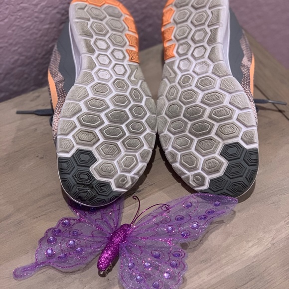 Nike shoes - Picture 8 of 8